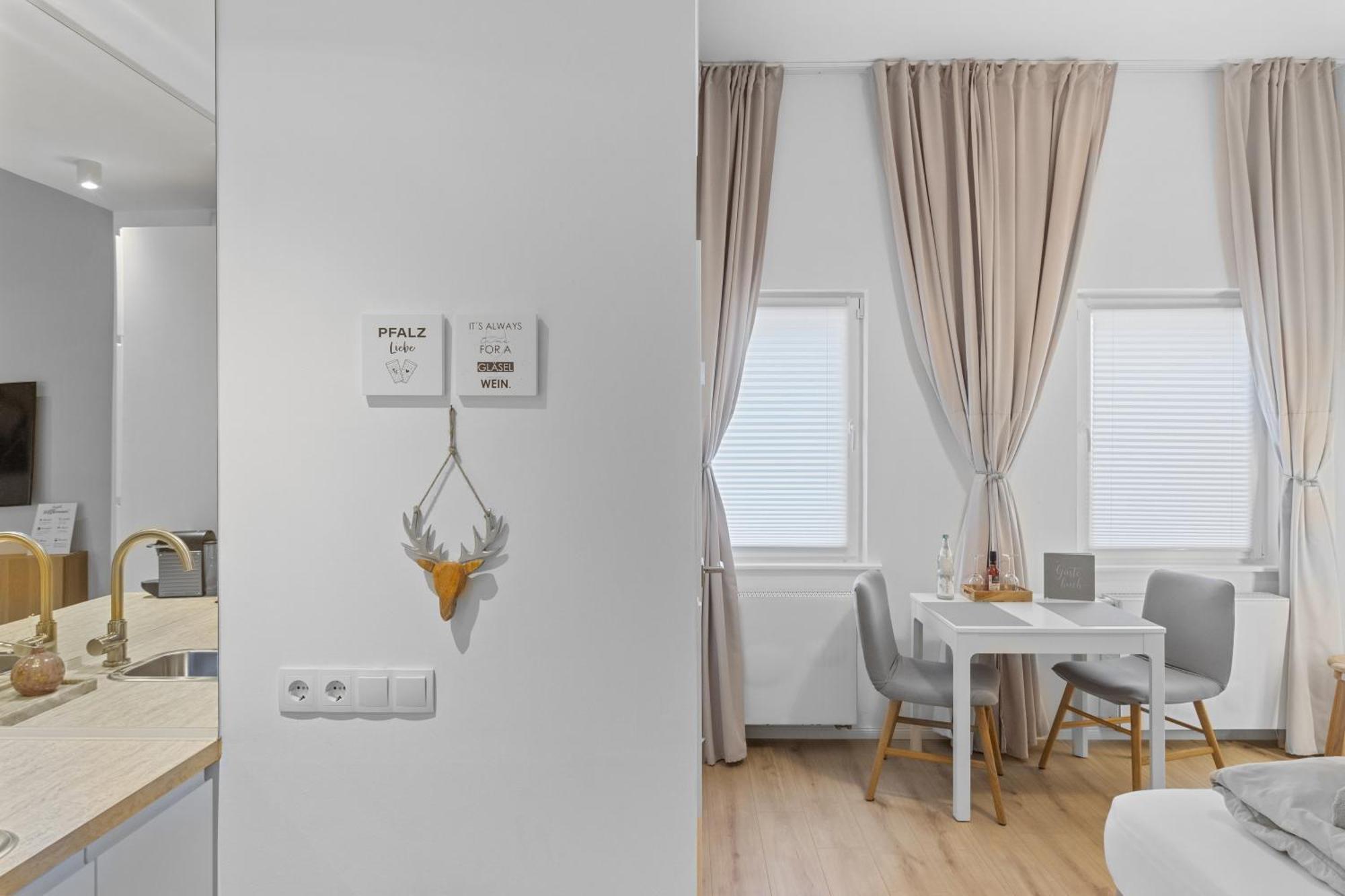 Winetime - Modern - Luxurioes - Direkt Im Zentrum - Stadtmitte Landau in der Pfalz Ngoại thất bức ảnh